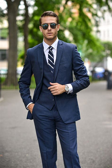 navy suit combinations